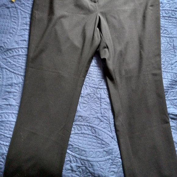 Vineyard Vines cropped pant - Picture 6 of 6